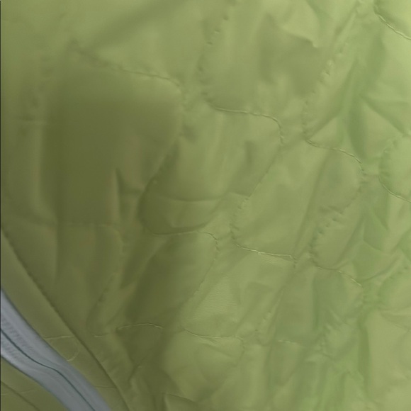 The North Face girls Green Jacket - Picture 10 of 11